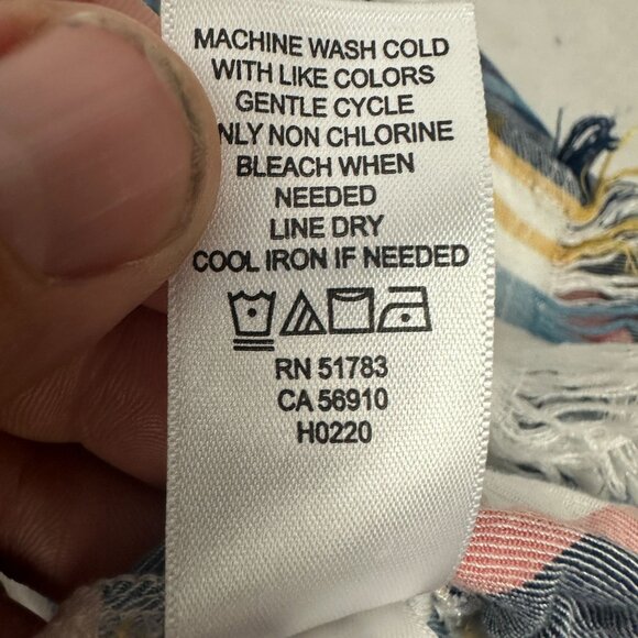 Maurices Women's Plaid Frayed 3/4 Sleeve Wrap Size M - Picture 8 of 8